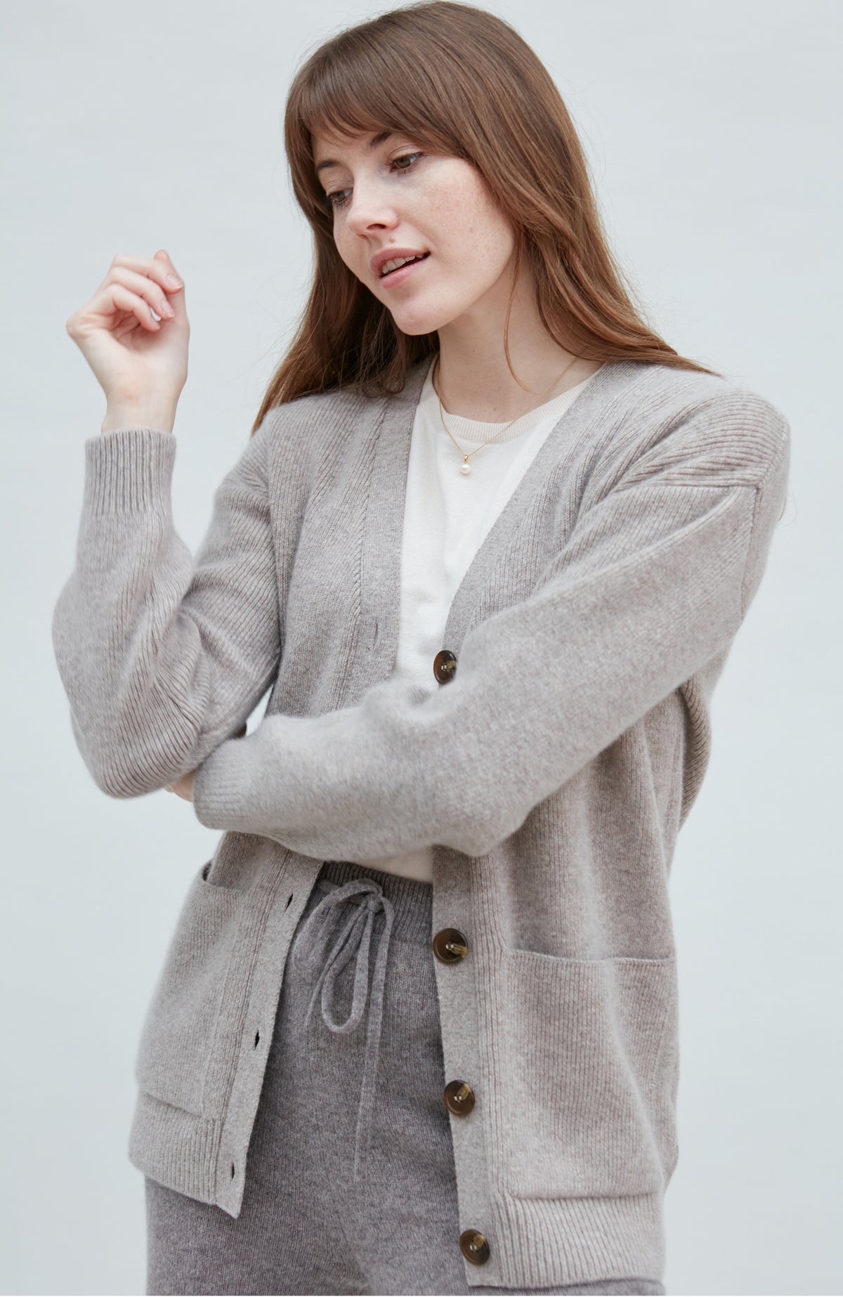 Womens Lambswool V Neck Ribbed Cardigan with Pockets