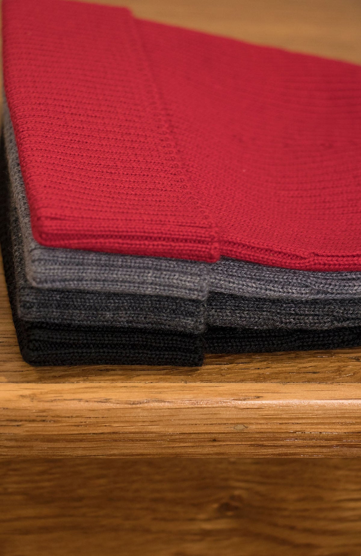 Womens Ribbed Extra Fine Merino Wool Beanie
